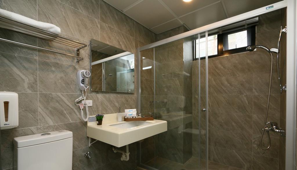 Happiness 210 B&B Dongshan  Exterior photo